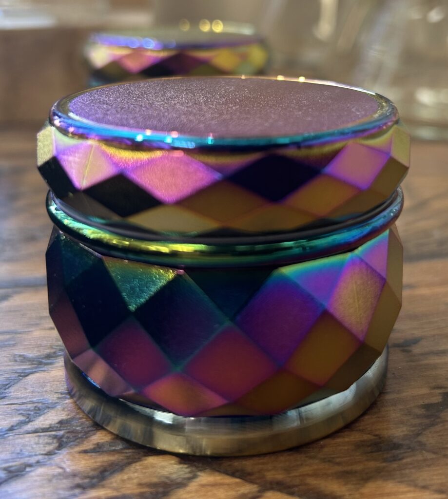$25 Grinder kaufen bei Head & Grow Hub
